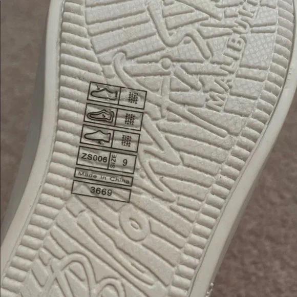 Blowfish Malibu Kids Floral Pink Kids Shoes, Sz 9 - Picture 4 of 4